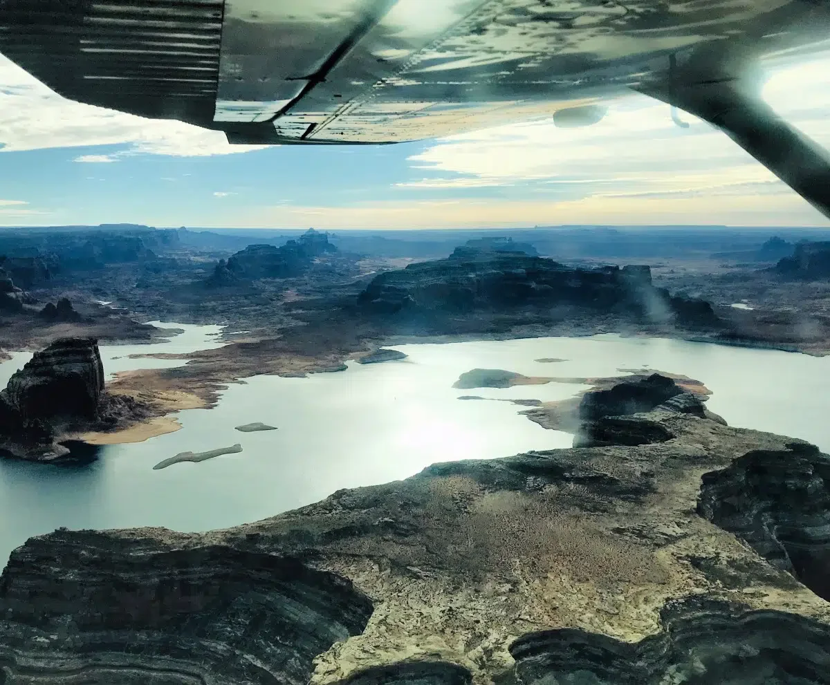 Flying Lake Powell