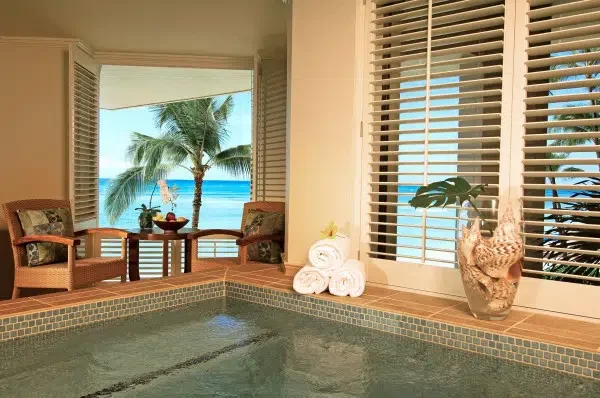 Moana Spa whirlpool