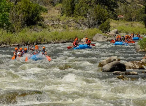 Royal Gorge Colorado - river rafting
