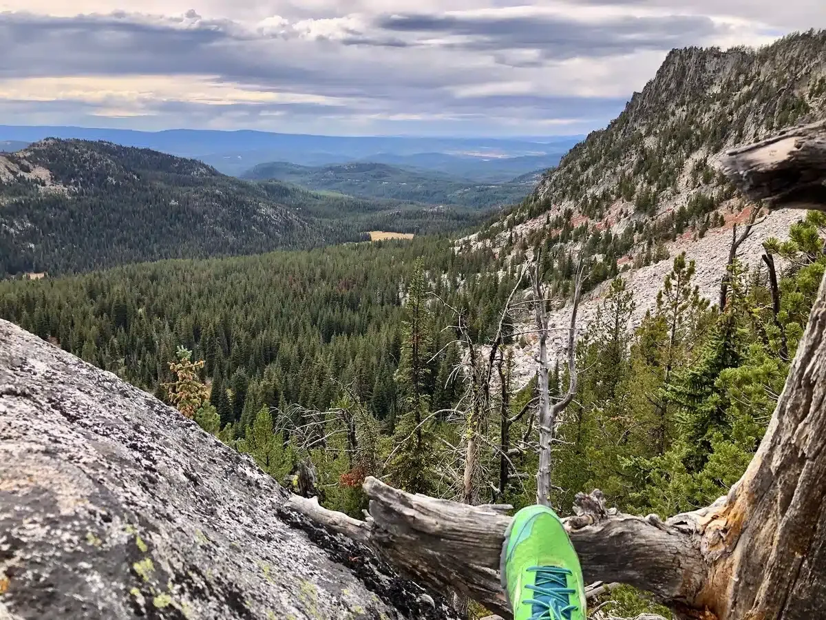 Glamping in Oregon Valley viewpoint