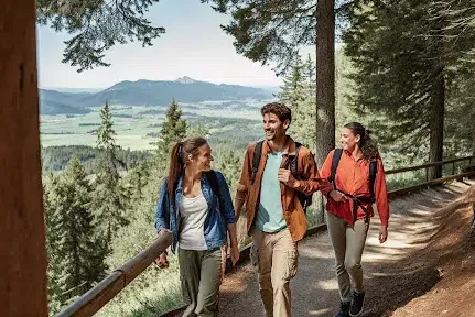 How to Stay Healthy While Traveling