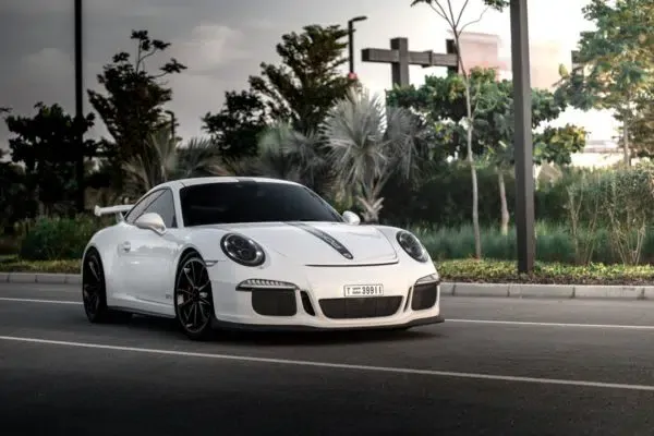 Maximize Your 24 Hours in Dubai with an Exotic Car Rental
