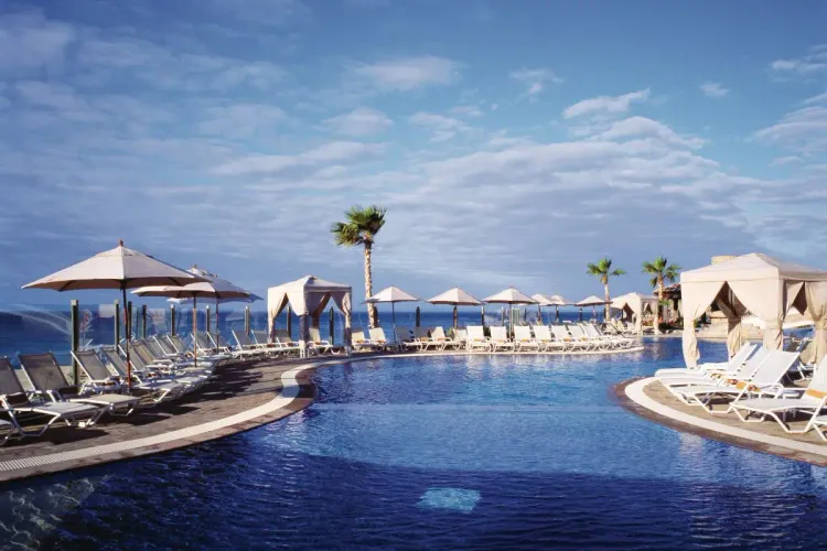 Luxury in Paradise: Pueblo Bonito Golf & Spa Resorts