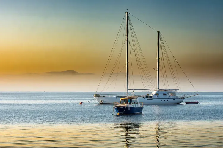 Your Ultimate Guide to a Bike and Boat Tour in Greece