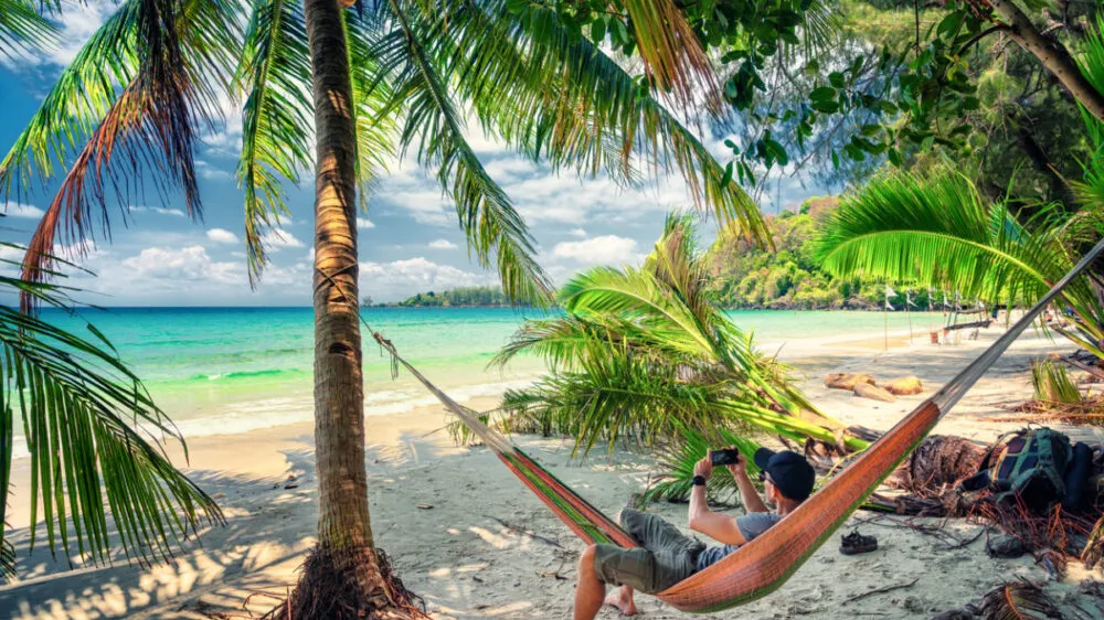 5 Simple Ways Digital Nomads Can Relax After a Long Day