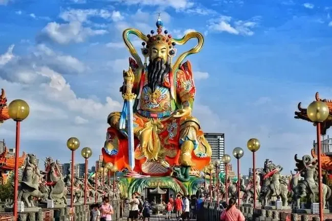 Taiwan Itinerary: Lotus Pond, Kaohsiung