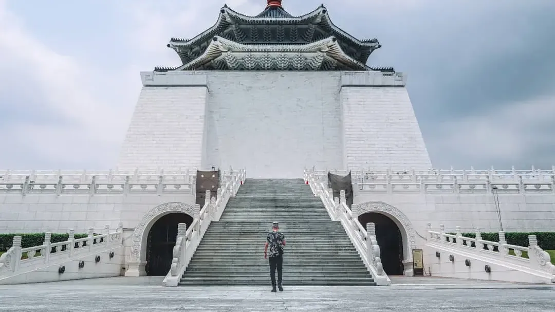 11 Things You Should Do Every Time You Travel