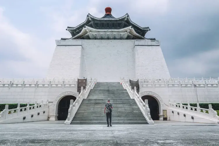 11 Things You Should Do Every Time You Travel