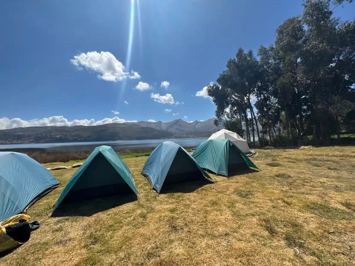 Piuray Lake tents