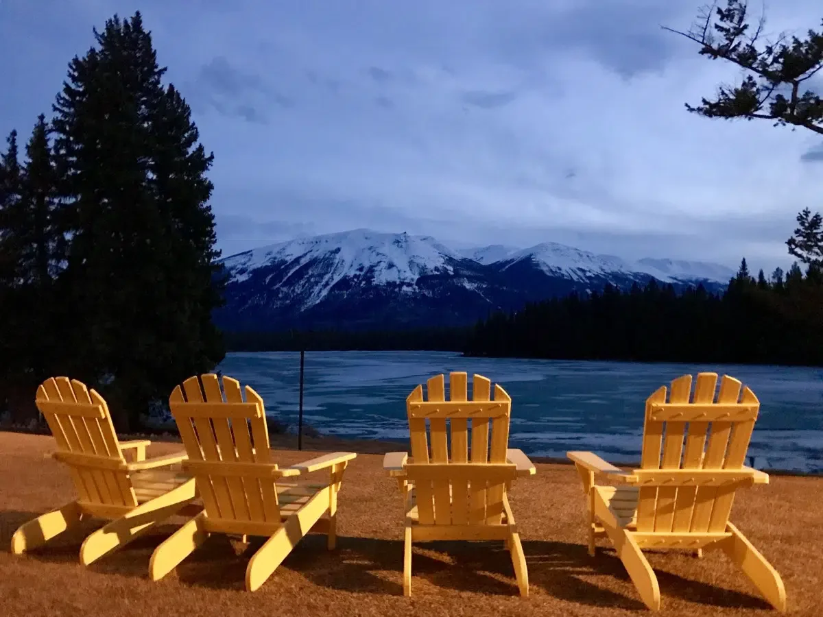 Trains and Spas Offer Magical Moments with Rocky Mountaineer