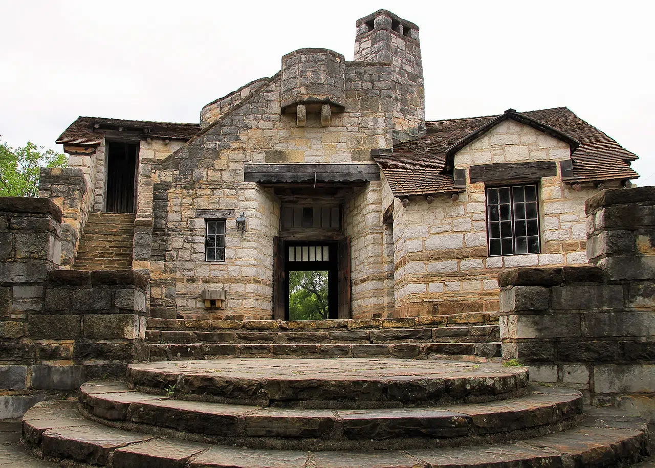 Best Texas State Park Lodges and Cabins