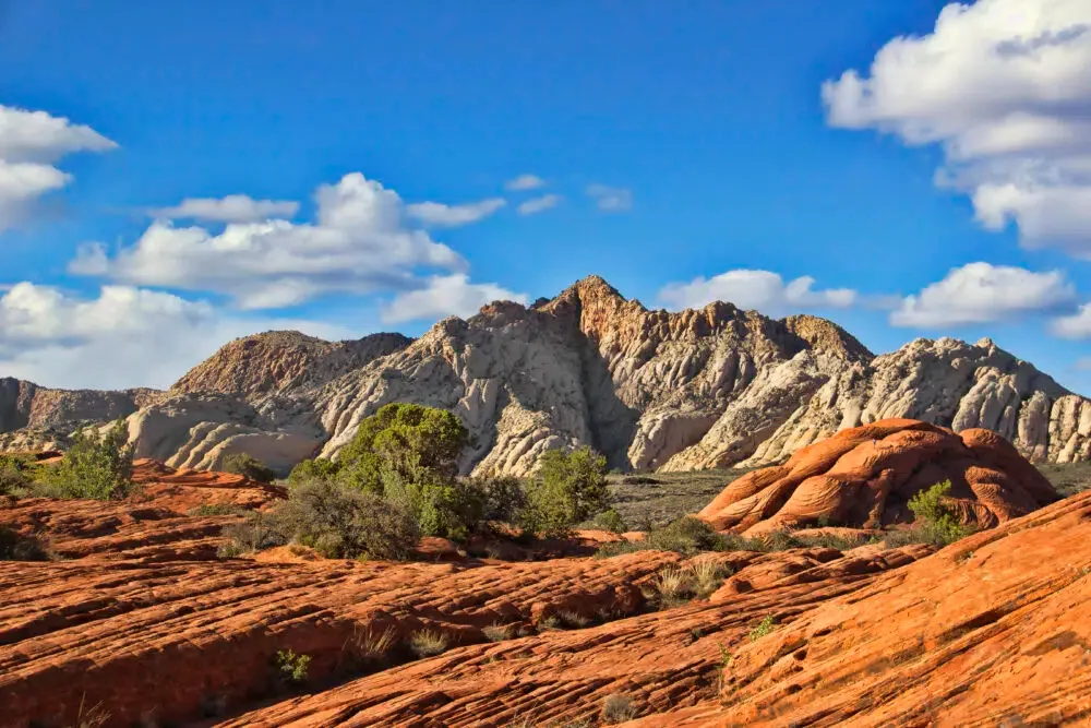 Rugged peaks in Snow Canyon State Park